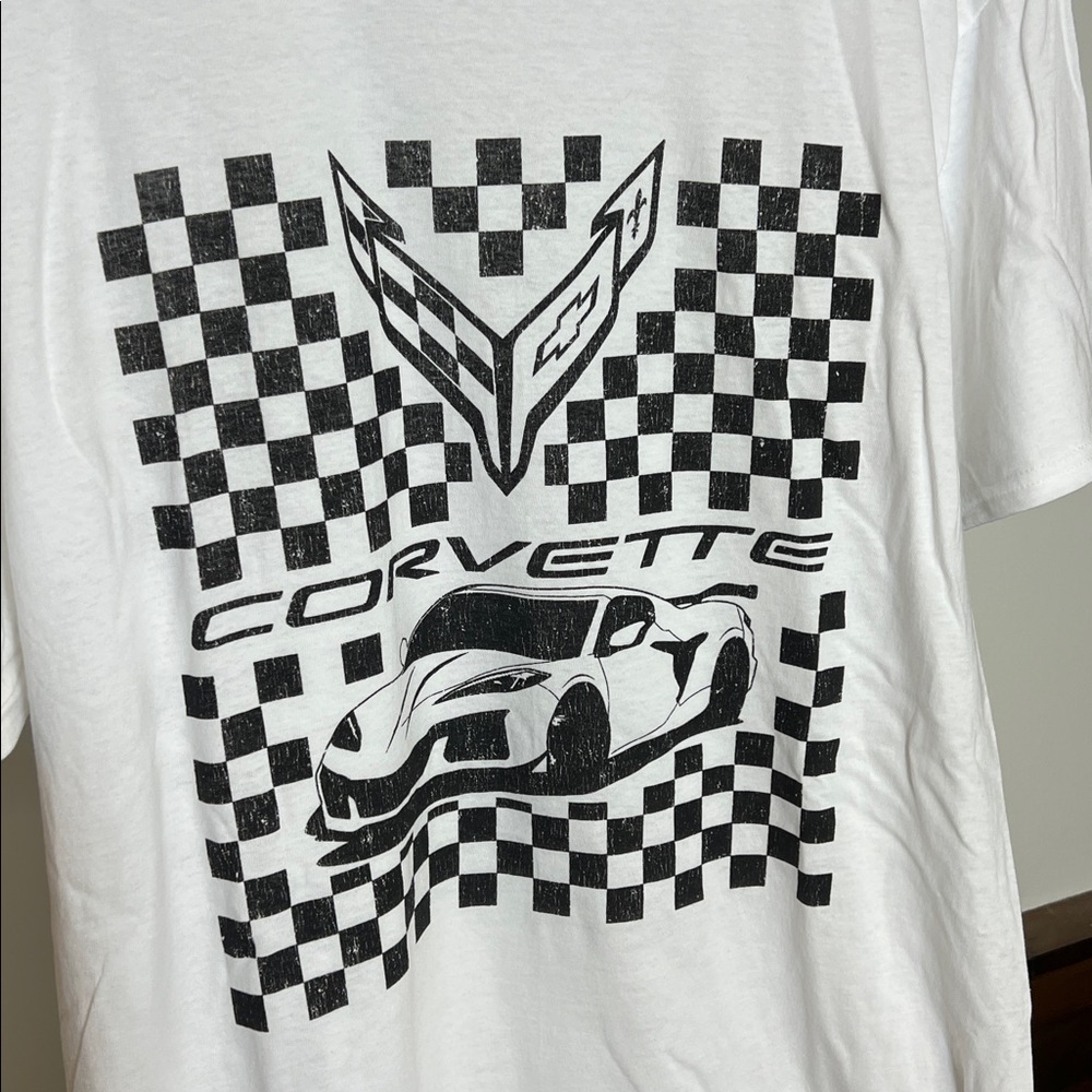 NWOT Men's White‎ Graphic Corvette T-Shirt- L - Picture 2 of 4